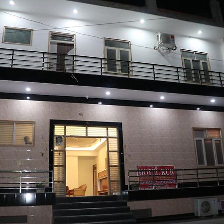Hotel Kcr אגרה מראה חיצוני תמונה
